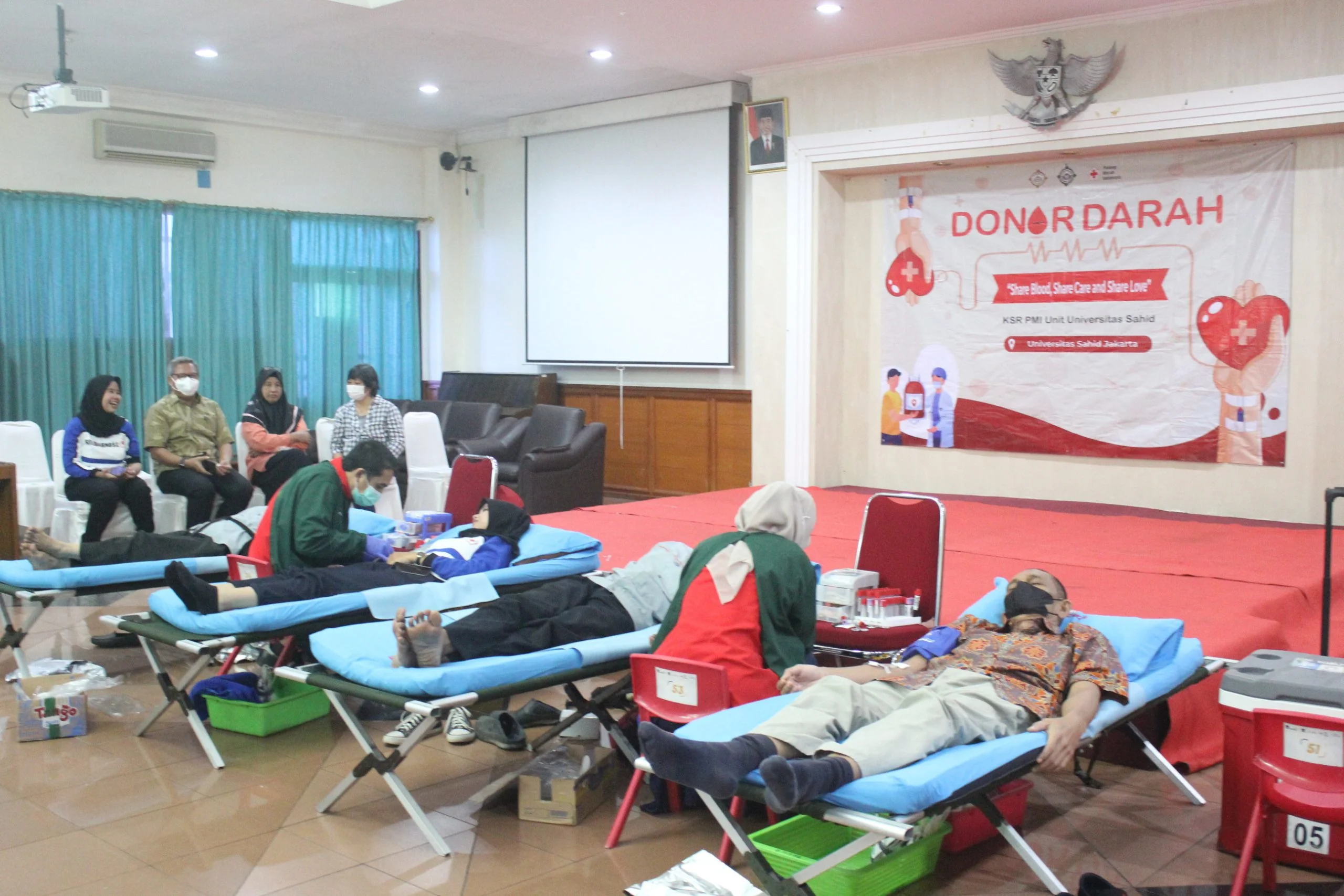 KSR PMI Usahid dan PMI Unit JakSel  Adakan Kegiatan Donor Darah